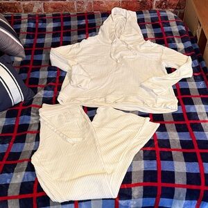 Stars Above Cream Textured Lounge Set